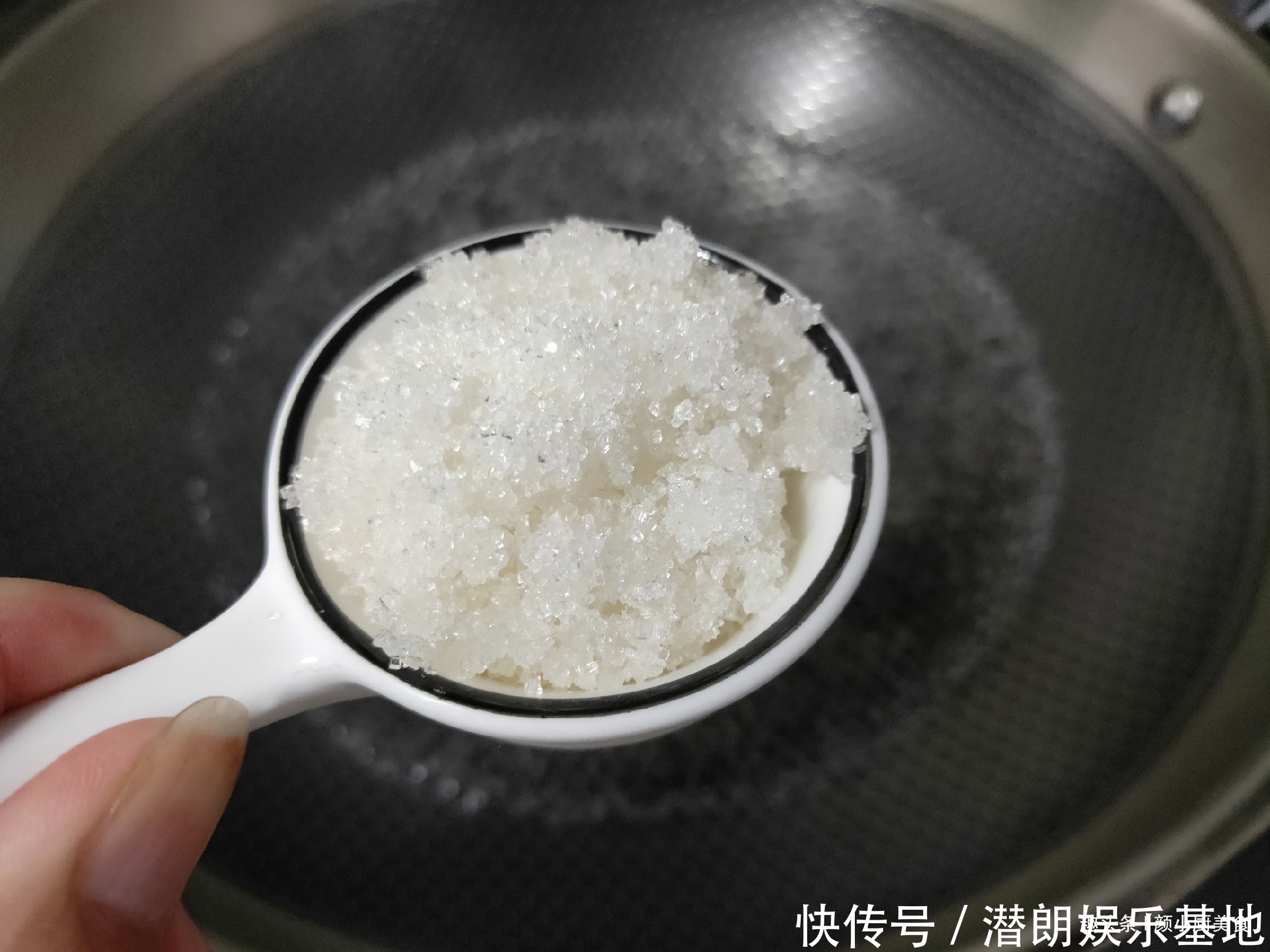 孩子|西红柿不要炒着吃了,教你1个新吃法,酸甜可口,孩子超爱吃