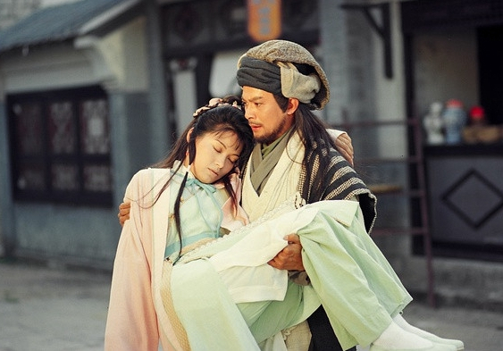 金庸最精辟的一段语录,仅一问一答,就道尽男女之间的爱与不爱