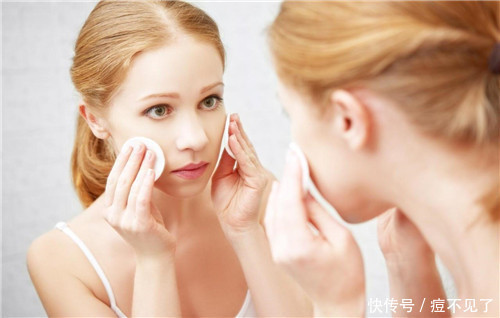 长闭口与什么有关呢?痘博士帮你分析讲解!