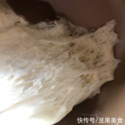 小白也能轻松学会的自制披萨饼，不油腻超好吃哦