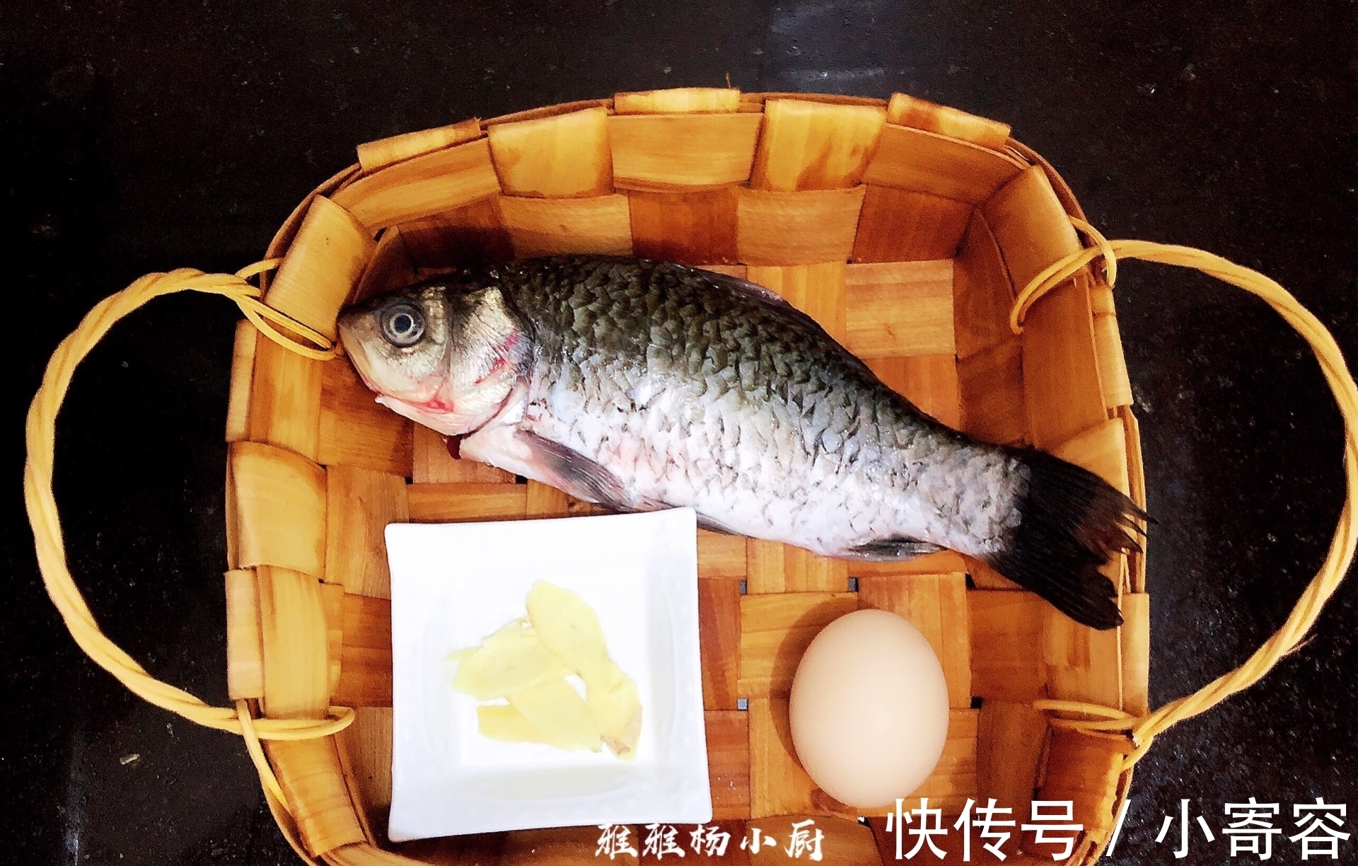 生滚汤|炖鲫鱼汤,别只加水炖,多加一个它,鱼汤奶白,好喝无腥味