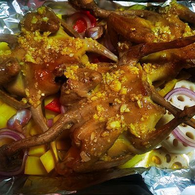 黄油|蒜香黄油烤乳鸽