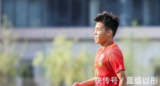 联赛|鲁能金靴级射手正式离队,已确定出战西班牙联赛,曾是国字号核心!