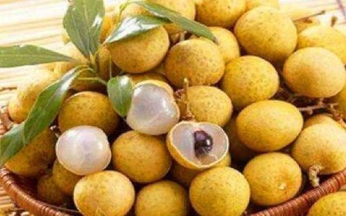 强身健体|人到中年推荐常吃以下食物，润肺止咳，延缓衰老，早吃早好