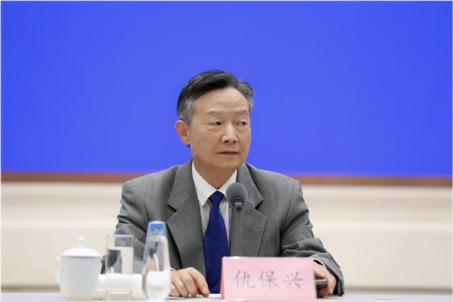 国家老干部|中国住房已过剩,老百姓仍买不起国家老干部提2大“解决方案”