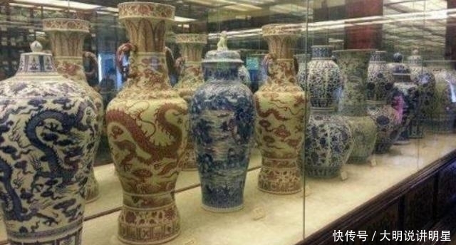 他在姨妈临终时获得藏宝图,花10年整理宝藏,无偿献给国家6万件