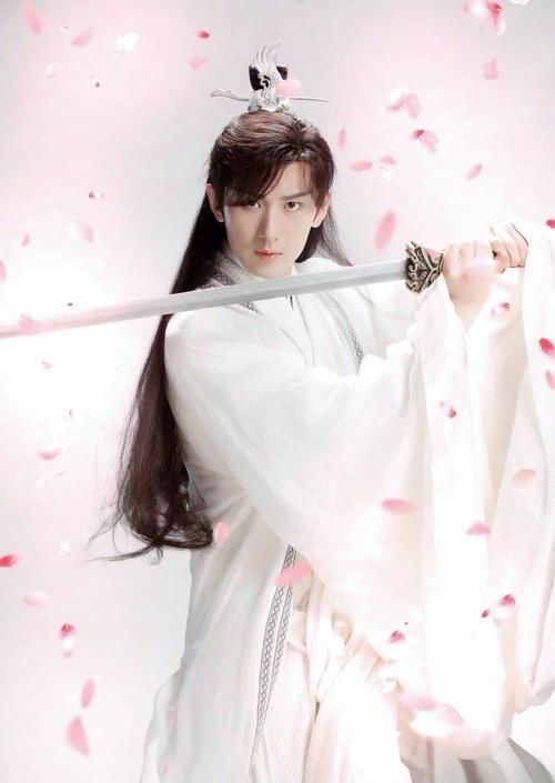  应援|成毅《快本》再扮司凤，和赵露思演情侣深情对视！粉丝应援场面火爆