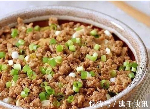 简单易学的家常美味，鲜香可口，营养又实惠，家人都爱吃