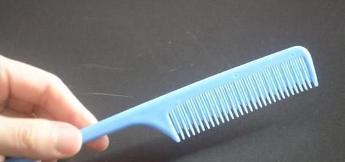 你家里有旧梳子吗?这个用途真厉害,要是早点知道就好了