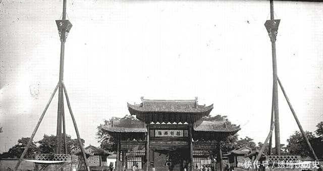 看不起|清朝官衙的看门大爷地位低,你别看不起他,不给红包就不让你进