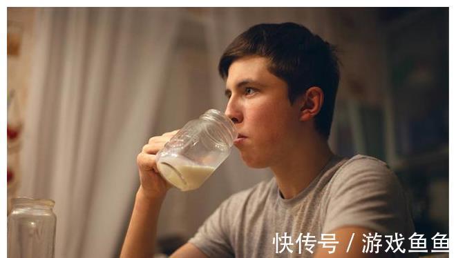 补钙|中老年人想补钙，多喝牛奶？这3个习惯，或许才是补钙“能者”
