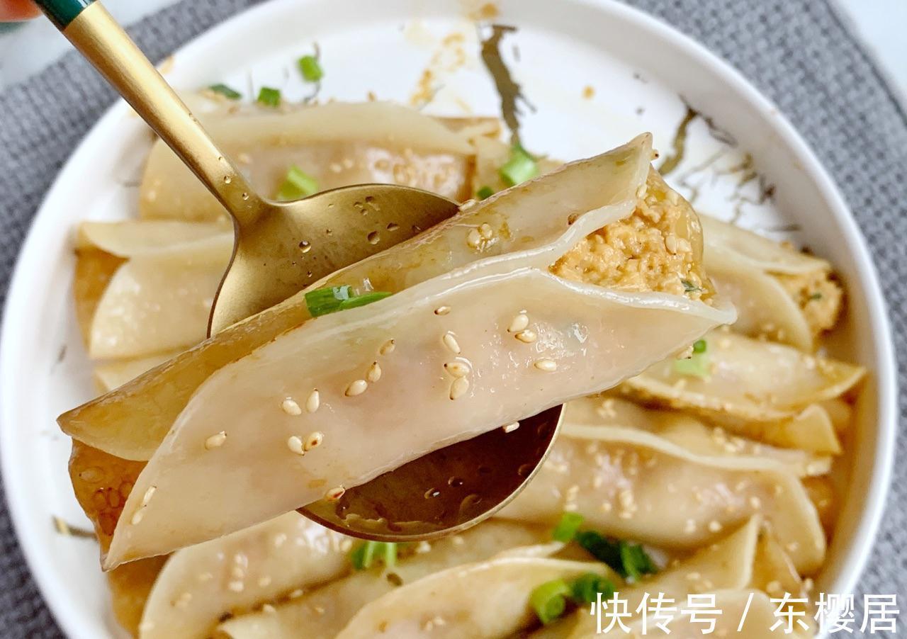肉馅|自制鸡肉生煎锅贴，煎一煎就上桌，味道鲜美，做早餐正好