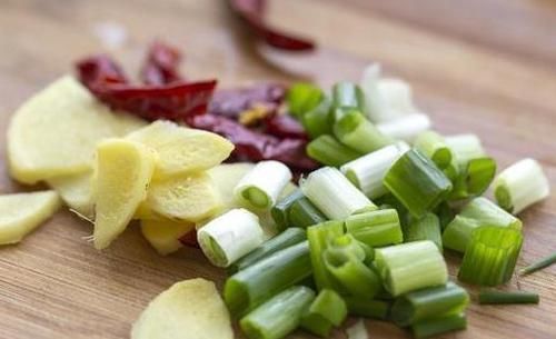 原来保存生姜这么简单，不用放冰箱，不干不坏，再也不怕买多了