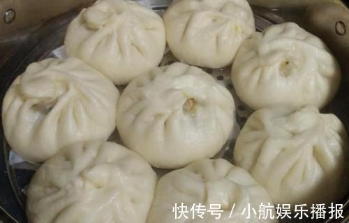 十三香|包子这样做，薄皮大馅，又香又软，凉了也不硬，蒸了一大锅没够吃