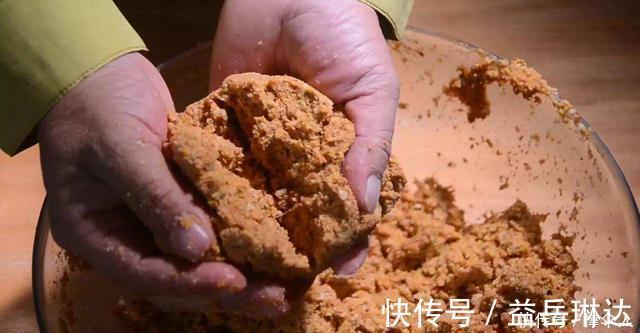 鲫鱼|除了单打独斗,蓝鲫搭配这几种饵料,渔获能翻倍,皇禾渔具
