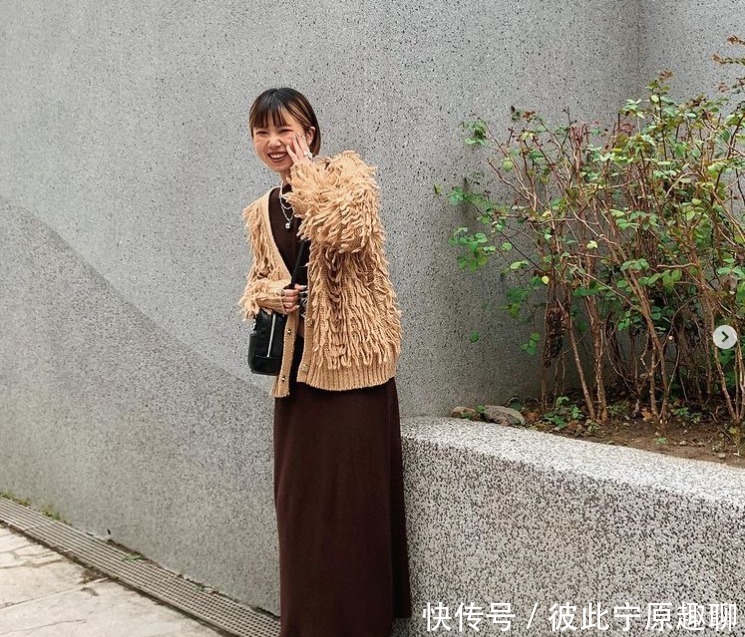 做精致小女人的第一步！12款毛衣外套，怎么穿搭都温润可爱！