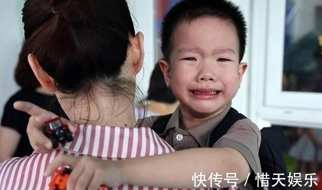 家长|资深幼儿园园长坦言:第一天上学不哭的孩子,多来自这3种家庭
