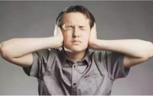 综合症|颈椎病的十大危害，其中一个最严重，摊上就完了！