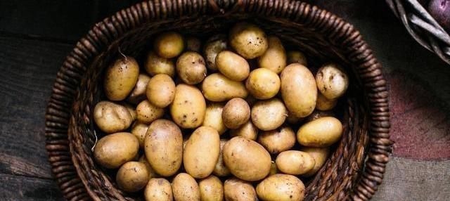 减肥瘦身|女性看过来身高152-176标准体重表已公布,其实你用不着减肥