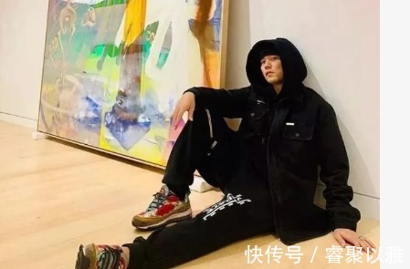 高音|周杰倫新表演遭吐槽，被指高音上不去太劃水，粉絲的回應瞬間淚崩