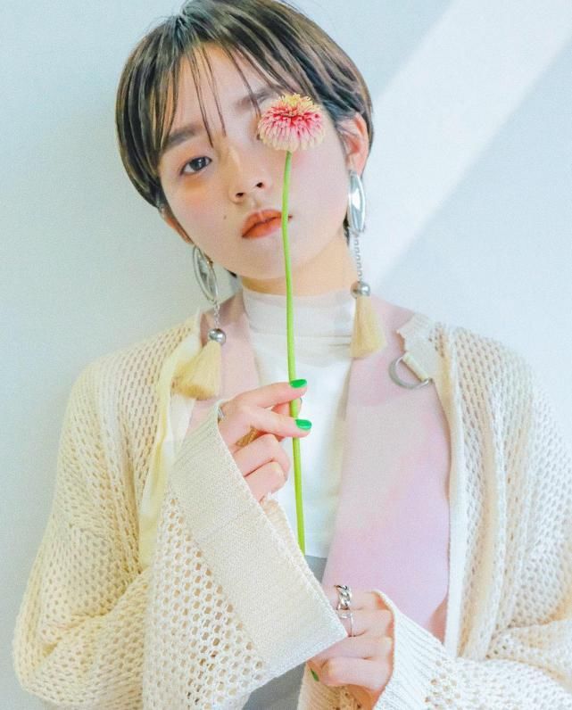 春日短发，“油腻”出圈！！！