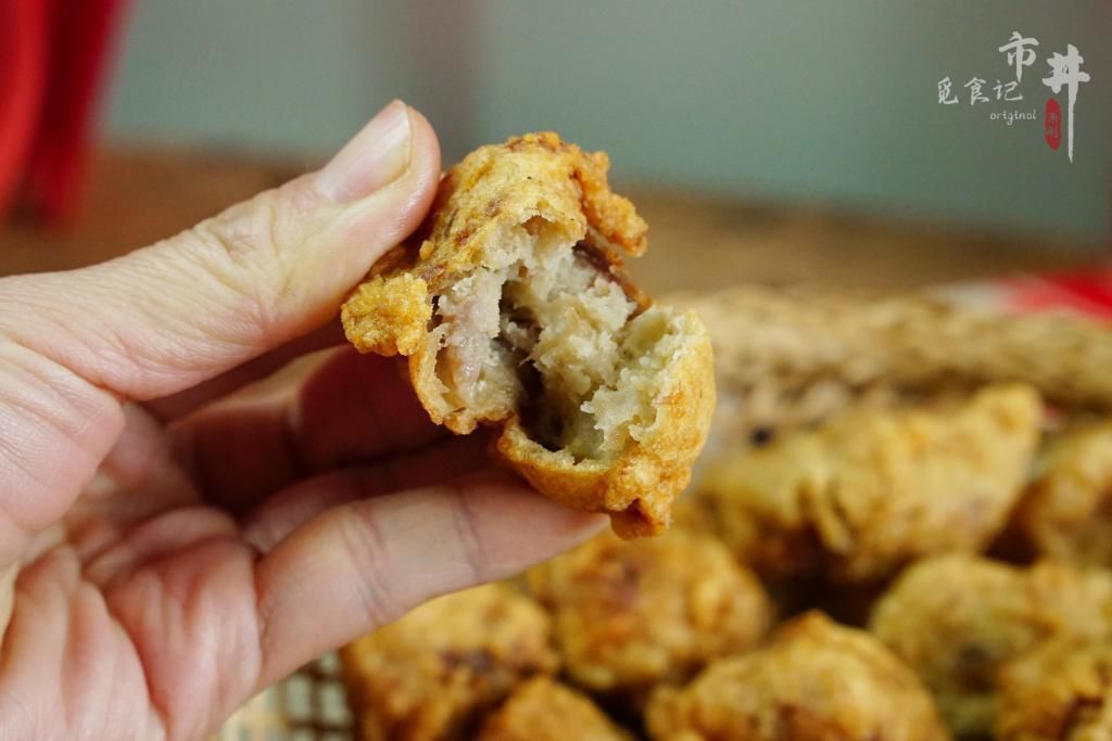 炸肉丸子时，切记“2用2不用”，丸子酥香松软，久放也不变硬