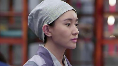 鱼儿|尼姑出上联“池中荷叶鱼儿伞”,路过的和尚吟出下联,堪称妙对