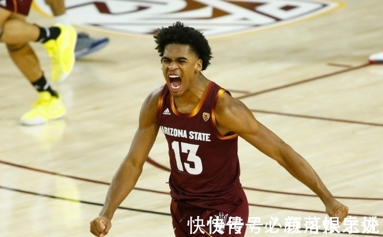 哈登|他必将成霍勒迪!斯通点名19岁哈登,火箭培养新第六人