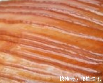 “扣肉界大佬”，咸香软糯入口即化，比红烧肉好吃，吃一次馋十次