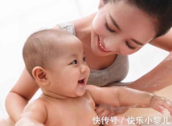 一冷一热|宝宝洗澡也有规矩,这4个时间段别洗,孩子容易生病