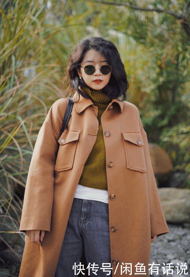 穿毛衣别总老一套,三木这4套“叠搭”就很时髦,基础款也显高级