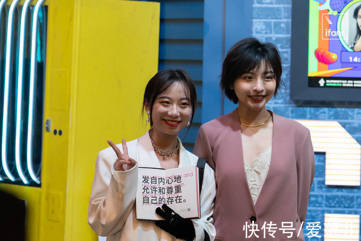 专注社交，微博是红人们的一张「名片」