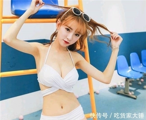 自由美搭的比基尼泳衣美女，让人一饱眼福