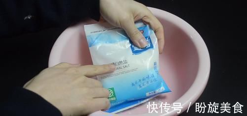 盆子|毛巾3天不洗就又脏又臭?学会这诀窍,洗完柔软又干净,太实用了