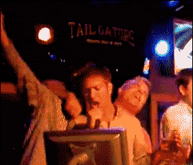 |搞笑GIF：同样都是妹子 差距咋就那么大呢