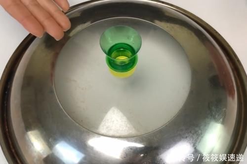 锅盖把手坏了，不用花钱找人配，只需一个空塑料瓶，比买的还好用