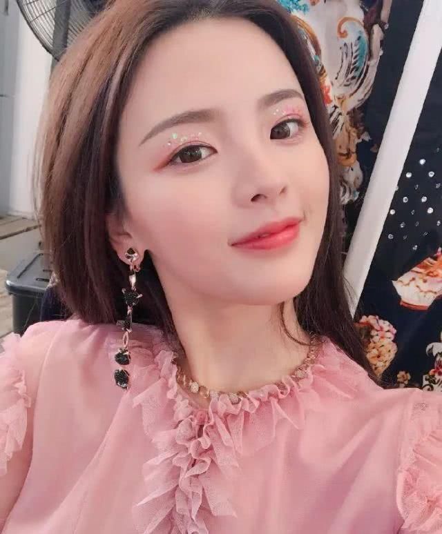 喜欢这3种眉毛画法的女生赶紧改改吧看着就假，很多女生都中了