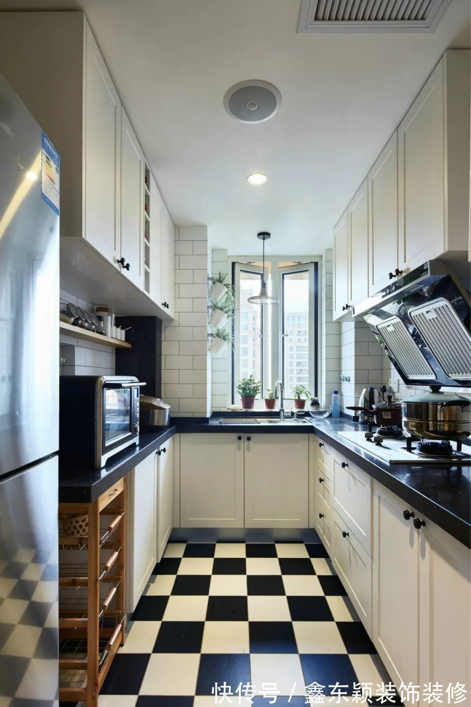 混搭|106平米的三居室，简约混搭风装修，厨房的设计特耐看！