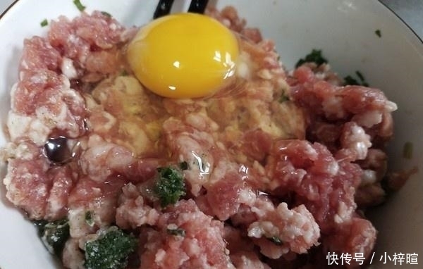 开胃|辣椒和“它”一起做,香辣开胃促消化,儿子一人就能吃一盘!