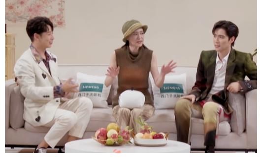 劉雪華|硬核相親、“太后式”社交，綜藝節(jié)目想出圈還得靠咱大爺大媽