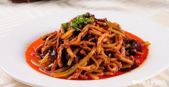 家常菜:糖醋排骨,鱼香肉丝,蚝油蒜蓉西兰花,梅菜扣肉