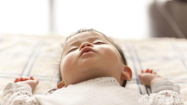 睡眠时间|孩子睡觉的这5个行为,暗示其大脑发育良好,长大以后会更聪明