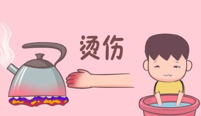 孩子|孩子发生烫伤，是先脱衣服还是先冲水？做错一步，孩子更痛苦