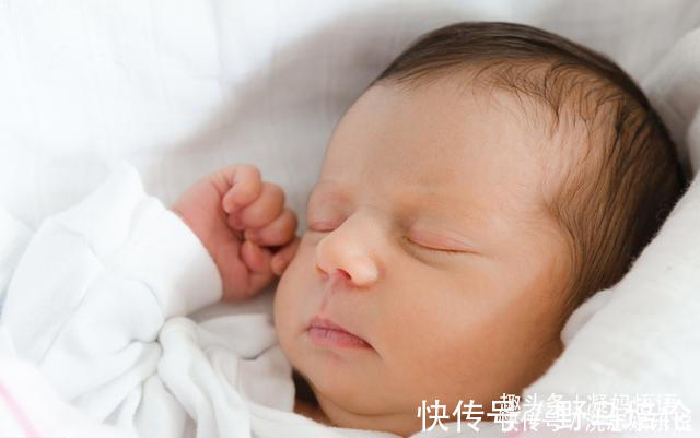 评分表|孩子一出生就有这些特点,说明在子宫里发育很不错,你家娃有吗?