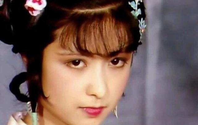 薛姨妈!贾母是怎么对待第一次见面的林黛玉、薛宝钗和尤二姐的?为什么?