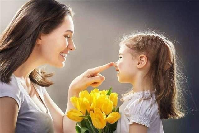 父母|把孩子养成自己“仇人”,多半是这3种父母,你给孩子的爱正确吗