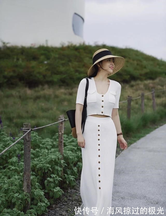 衬衫裙 女人要是过了48,这3种裙子尽量少穿,显老没气质,还被人说装嫩!