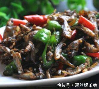 小鱼干|遇到这种鱼我总要买2斤,含钙量特别高,家里小美女吃了长高高!