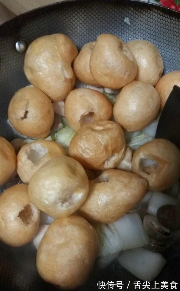 白菜|炒白菜，直接放油再下锅就错了，一招教你做出美味的白菜，特好吃