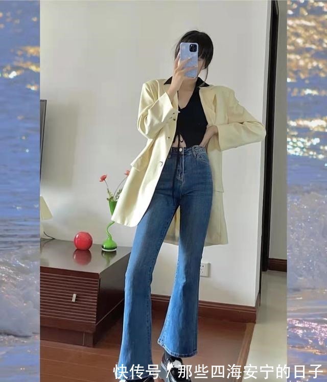 皮鞋 时尚穿搭喇叭牛仔裤怎么搭配上衣和鞋子好看!